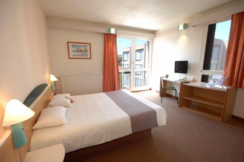 Ibis Centre Millau Hotel ภายนอก รูปภาพ